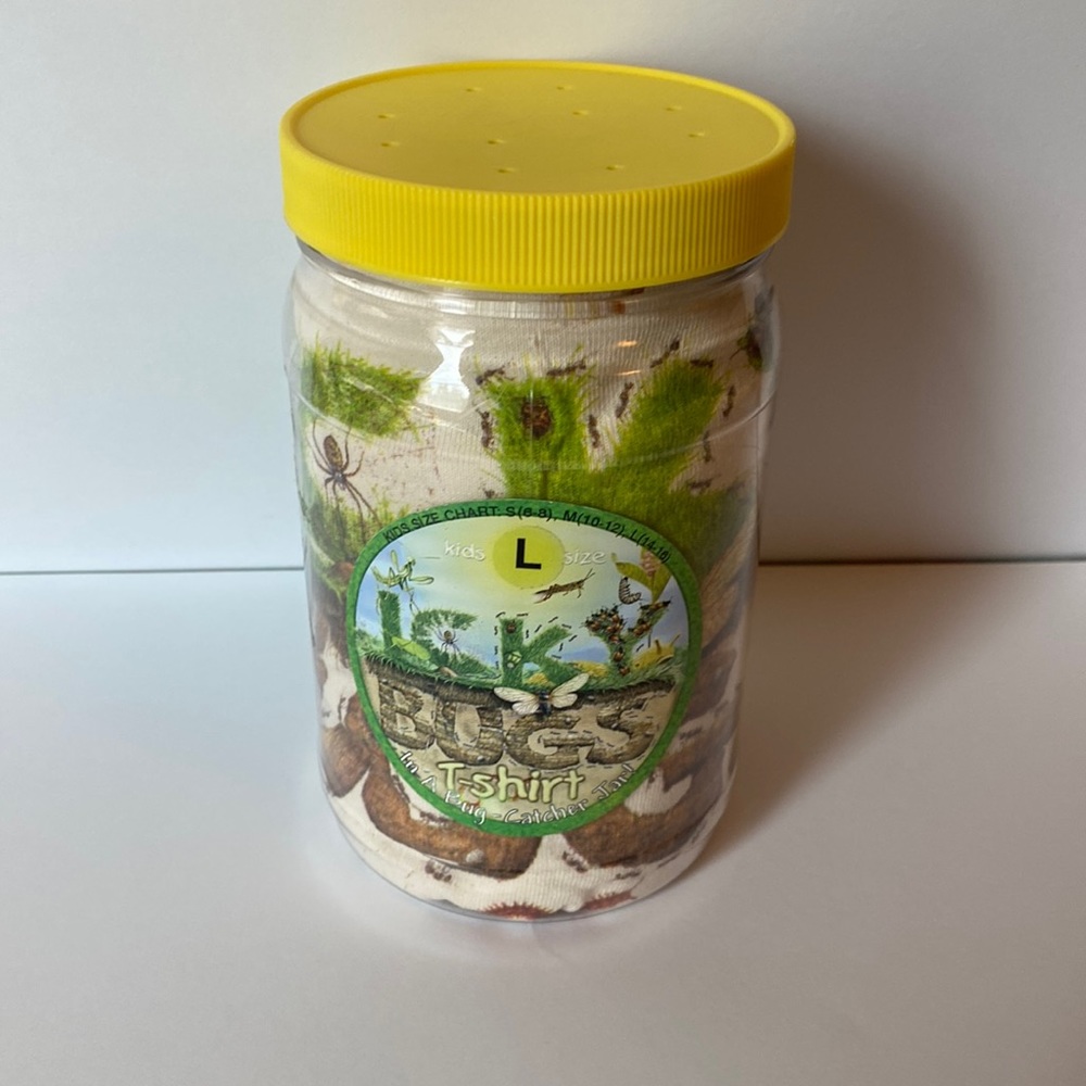 NWT ICKY BUGS T-shirt in a bug catcher jar size large